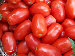 Tomate pera, 1 kg – 2,70 €/kg – Origen: Almería